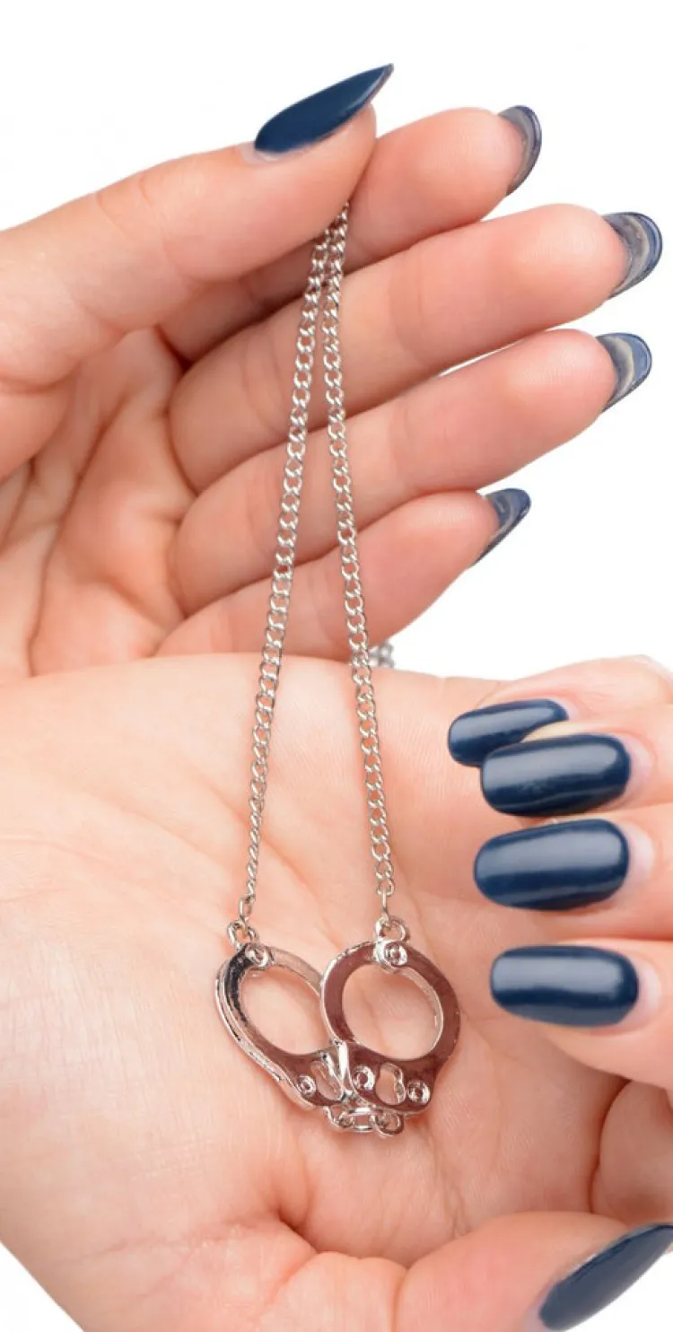 Master Series Wrist & Ankle Cuffs>Cuff Her Handcuff Necklace