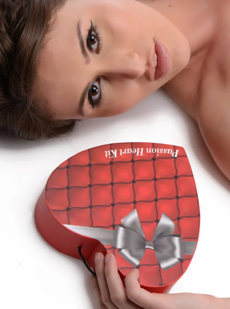 Frisky Sex Toy Kits & Collections | Vibrating Sex Toy Kits>Passion Heart Gift Set