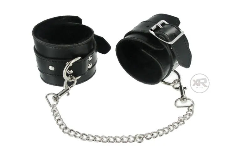 STRICT Sensation Play, Tools & Accessories | Starter Bdsm & Bondage Kits>S and M Beginner Bondage Set